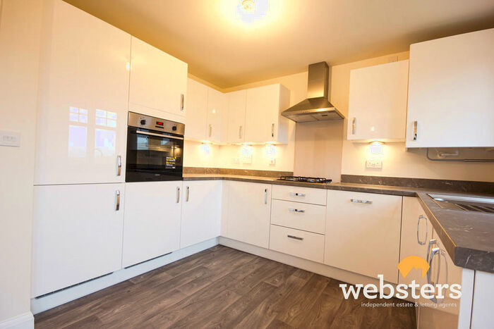 3 Bedroom Semi-Detached House To Rent In Stafford Way, Salhouse Road, NR13