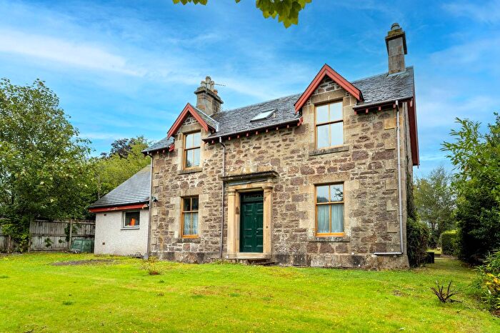 4 Bedroom Detached House For Sale In Craigard Road, Callander, FK17