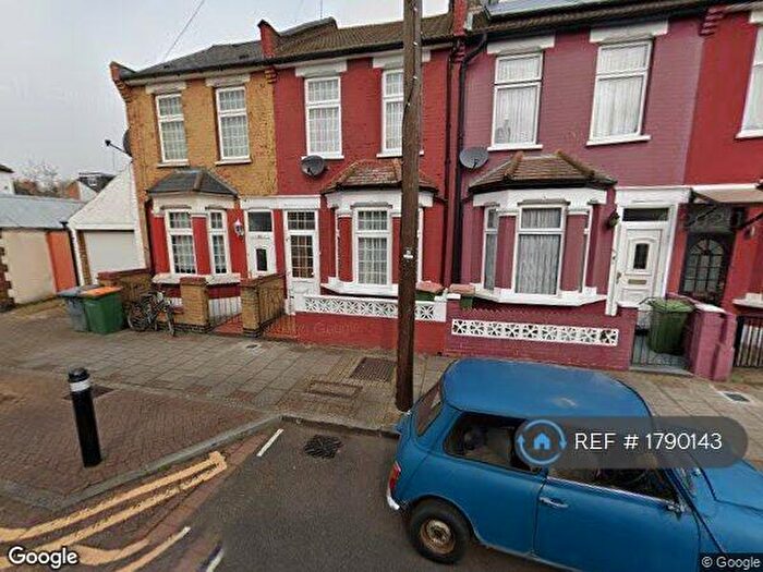 4 Bedroom Terraced House To Rent In Helena Road, London, E13