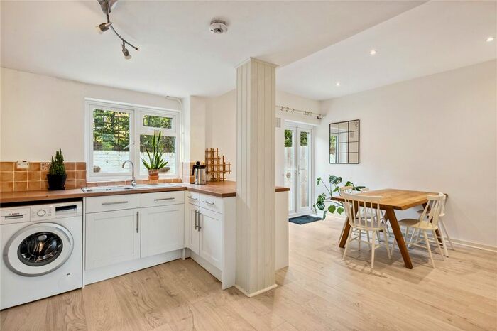 3 Bedroom Terraced House To Rent In Imperial Square, London, SW6