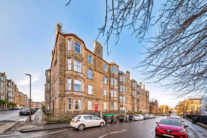 3 Bedroom Apartment To Rent In Viewforth, Edinburgh, EH10