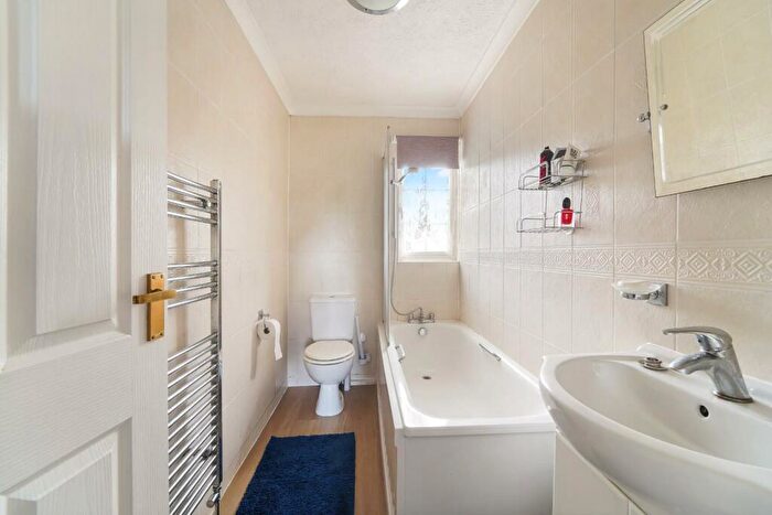 4 Bedroom Detached Bungalow For Sale In Green Lane, Lower Kingswood, Tadworth, KT20