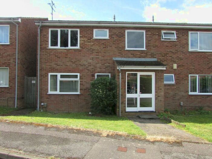 1 Bedroom Ground Flat To Rent In Hammond Close, Stevenage, Hertfordshire, SG1