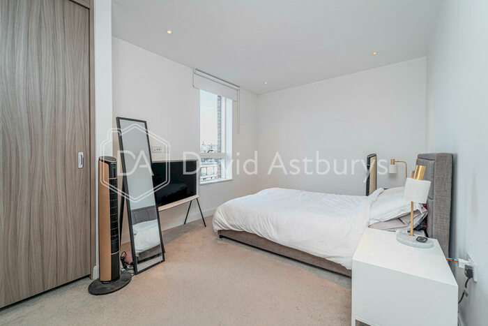 2 Bedroom Apartment To Rent In High Street, Hornsey, London, N8