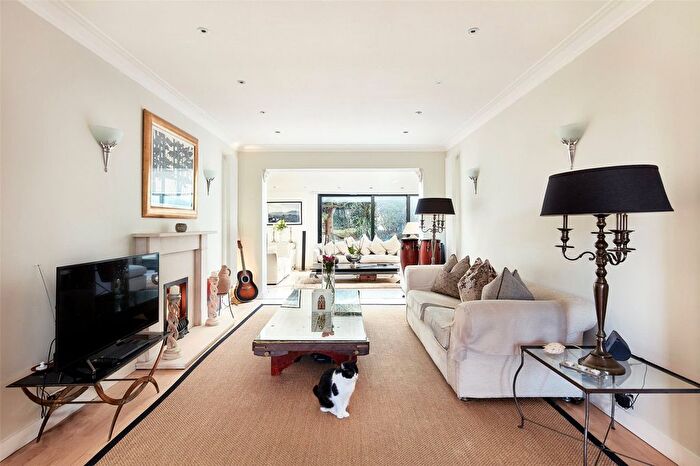 5 Bedroom Detached House To Rent In Sutherland Grove, Putney, London, SW18