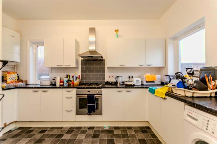 5 Bedroom House To Rent In Colman Road, Norwich, NR4