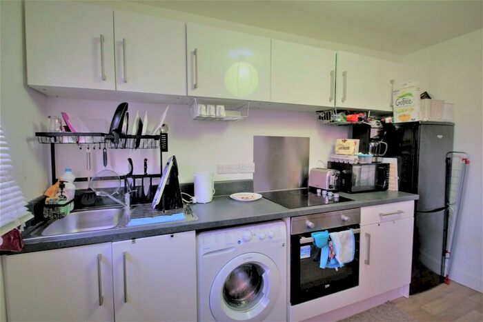 1 Bedroom Flat To Rent In Westleigh Road, Leicester, LE3