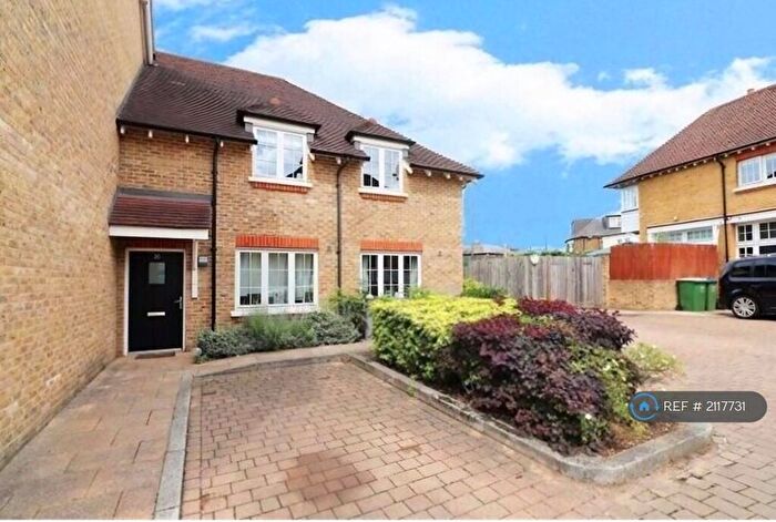 1 Bedroom Flat To Rent In Huntington Close, Bexley, DA5