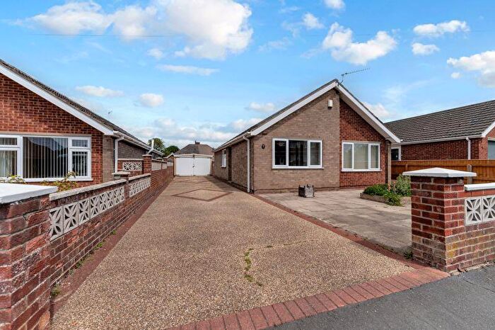 3 Bedroom Detached Bungalow For Sale In Chestnut Road, Waltham, DN37