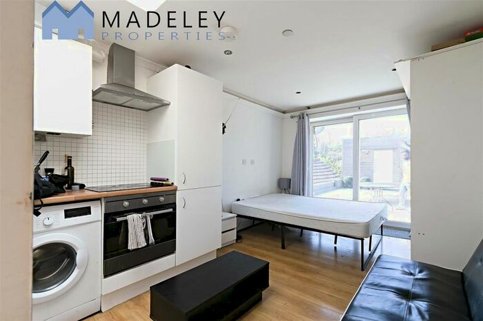 1 Bedroom Studio To Rent In High Road, London, N22
