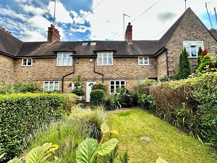 2 Bedroom Cottage To Rent In Coleridge Walk, Hampstead Garden Suburb, NW11