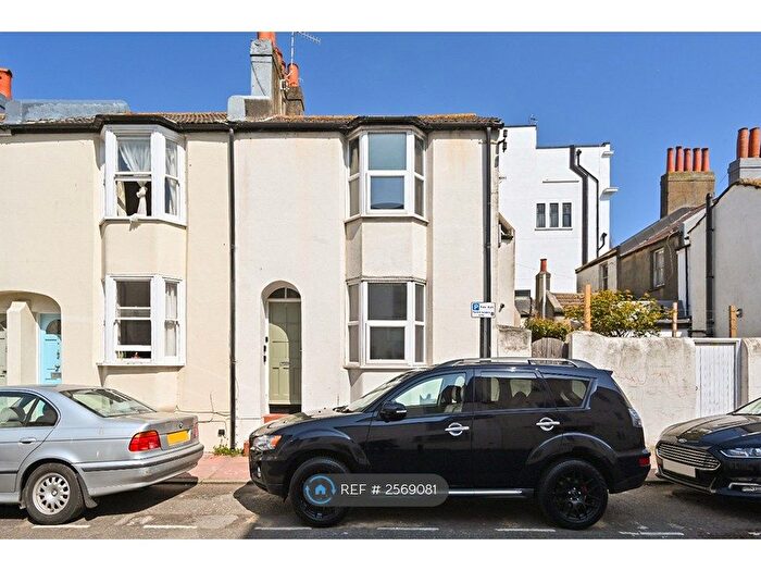 2 Bedroom End Of Terrace House To Rent In Castle Street, Brighton, BN1