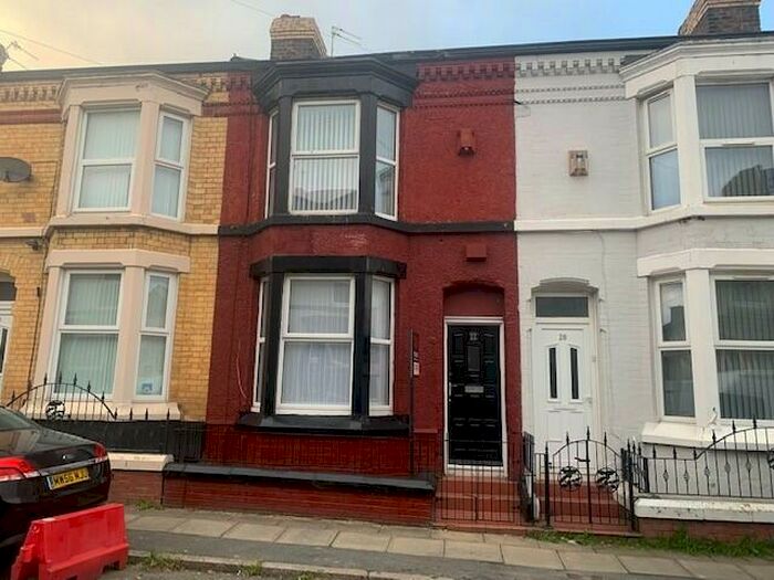 2 Bedroom House To Rent In Fell Street, L7