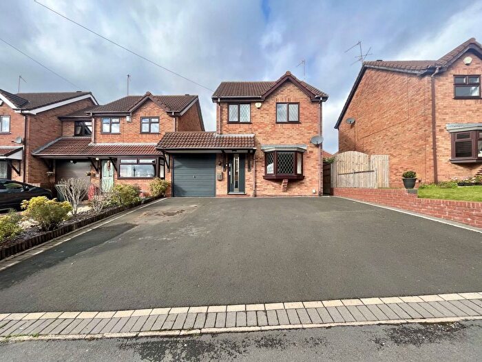 3 Bedroom Detached House For Sale In New Street, Quarry Bank, Brierley Hill, DY5