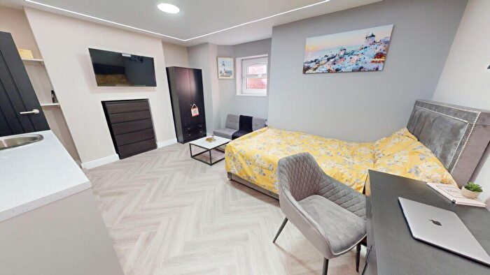 Studio To Rent In Park Hill Road, Harborne, B17