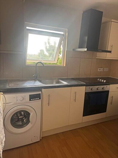 2 Bedroom Flat To Rent In Belvedere, Belvedere, Kent, DA17