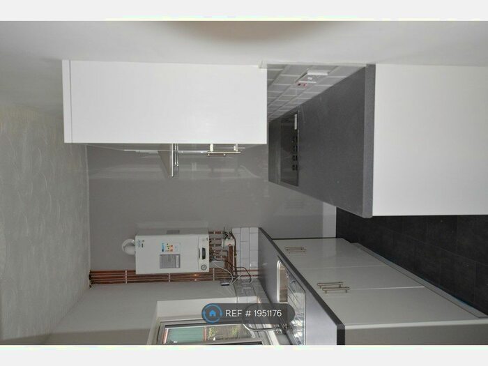 2 Bedroom Terraced House To Rent In King Street, Stoke-On-Trent, ST4