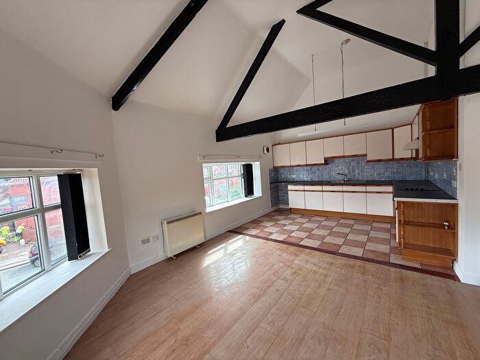 2 Bedroom Flat To Rent In Broadway West, Walsall, WS1