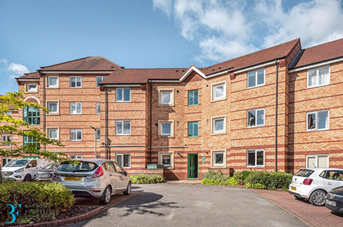 2 Bedroom Apartment To Rent In Chamberlain Court, Birmingham, B18
