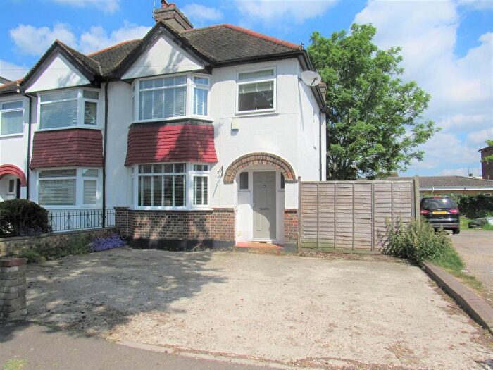 3 Bedroom Semi Detached House For Sale In Connaught Road, SM1