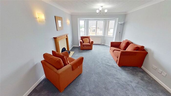 2 Bedroom Flat To Rent In Easter Dalry Road, Edinburgh, EH11