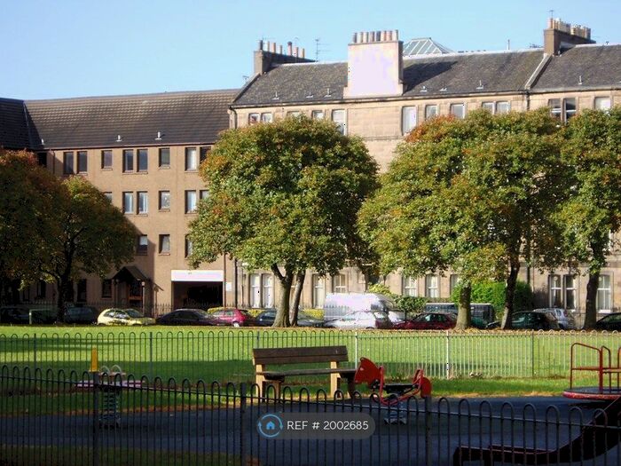 2 Bedroom Flat To Rent In Murieston Place, Edinburgh, EH11
