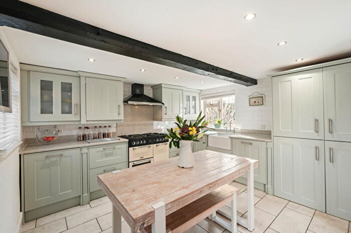 5 Bedroom Detached House For Sale In Birmingham Road, Bromsgrove, B61