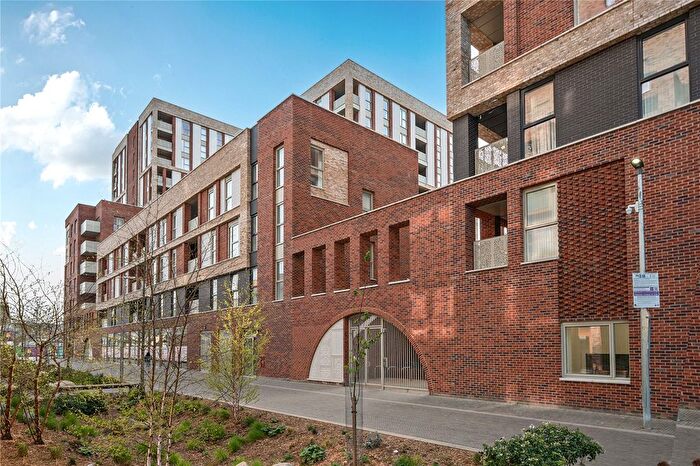 1 Bedroom Flat For Sale In Kite Close, London, SE2