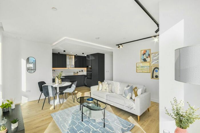 2 Bedroom Flat To Rent In Bollinder Place, London, EC1V