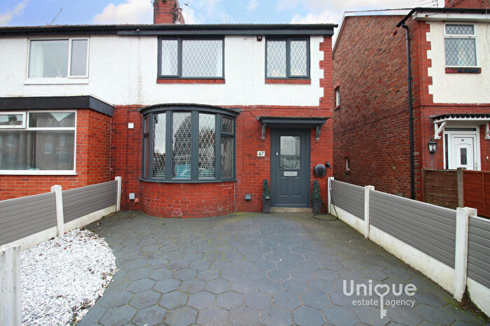 3 Bedroom Semi Detached House For Sale In Rutland Avenue, Poulton-le-Fylde, FY6