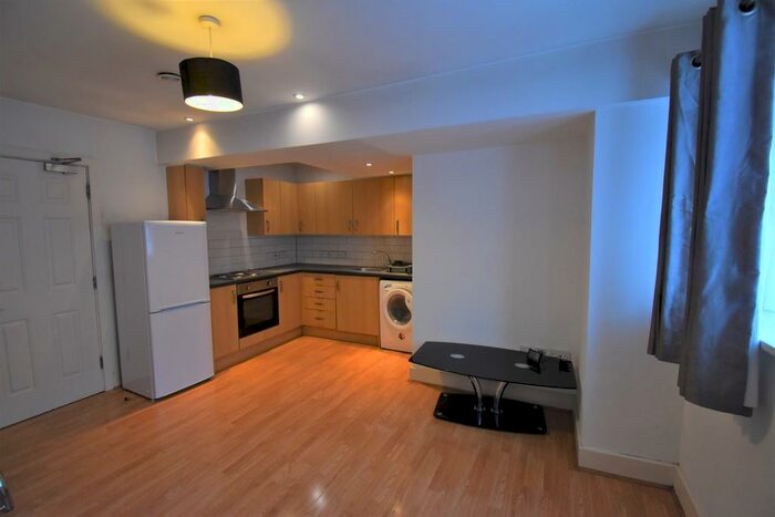 2 Bedroom Apartment To Rent In Howardsgate, Welwyn Garden City, AL8
