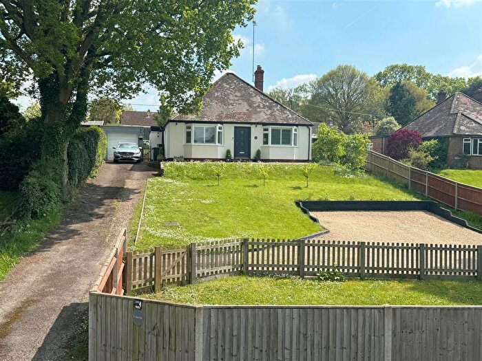 3 Bedroom Detached House For Sale In Curridge Road, Curridge, Thatcham, RG18