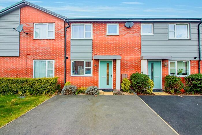 2 Bedroom Terraced House For Sale In Harvest Close, Beeston, Nottingham, Nottinghamshire, NG9