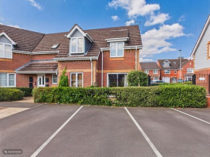 1 Bedroom Flat For Sale In Warren House Walk, Sutton Coldfield, B76