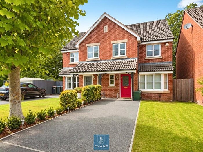 3 Bedroom Semi Detached House For Sale In Grindle Road, Longford, Coventry, CV6