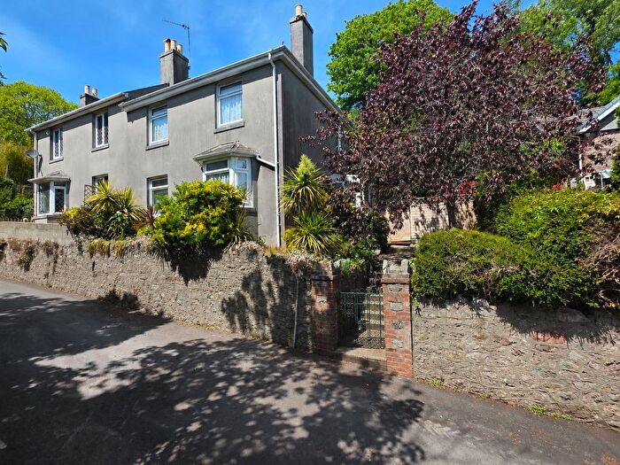 3 Bedroom Semi-Detached House For Sale In Barton, Torquay, TQ2
