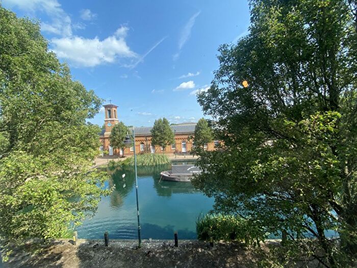 1 Bedroom Flat To Rent In Harston Drive, Enfield, EN3