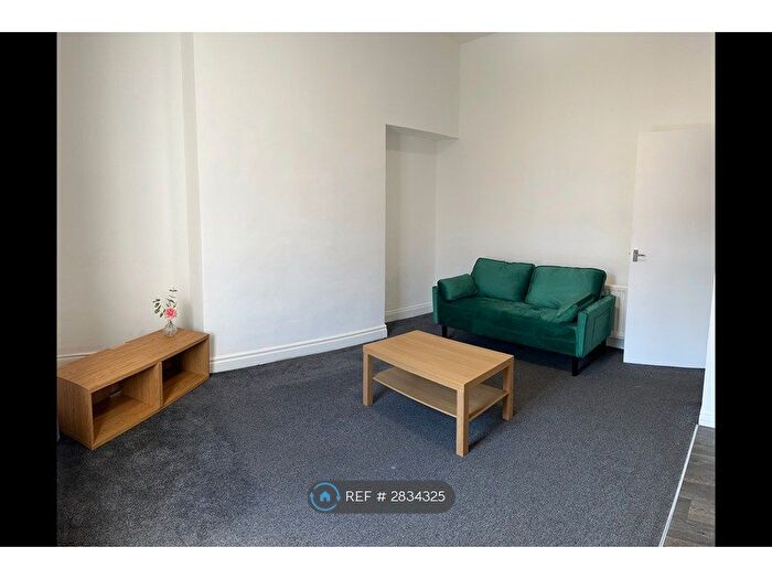 2 Bedroom Flat To Rent In Argyle Square, Sunderland, SR2