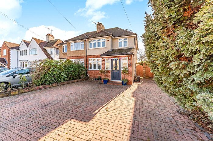 3 Bedroom Detached House For Sale In Minerva Drive, Watford, Hertfordshire, WD24