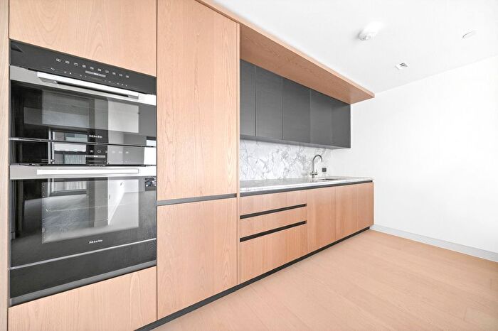 1 Bedroom Flat To Rent In Belvedere Road, Borough, SE1