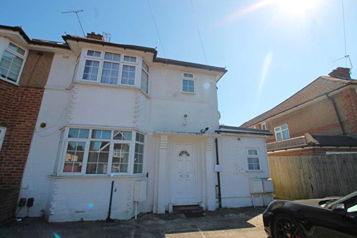 1 Bedroom Maisonette To Rent In Rutland Avenue, High Wycombe, HP12