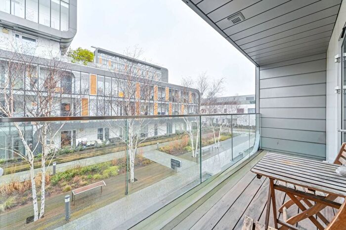 1 Bedroom Flat For Sale In Howerd Court, Woolwich, London, SE18