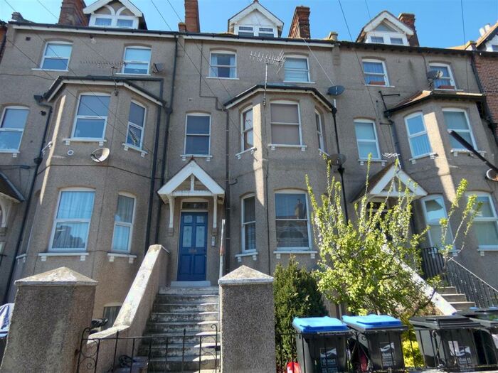 1 Bedroom Flat To Rent In Penshurst Road, Ramsgate, CT11