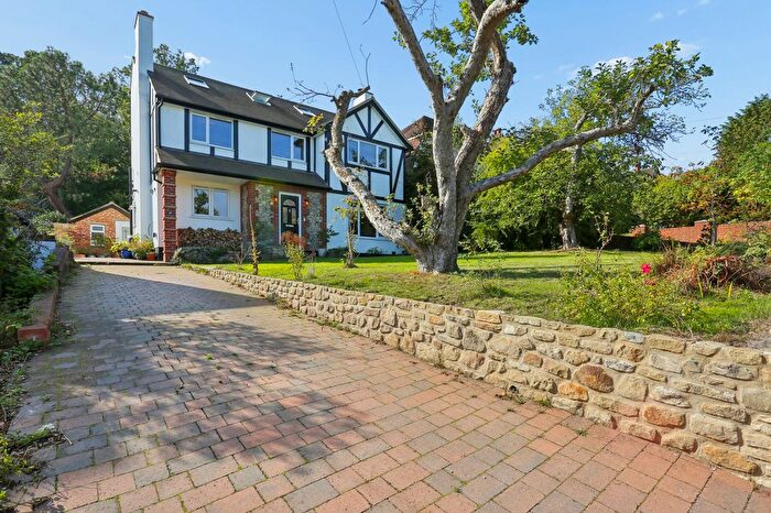 5 Bedroom Detached House For Sale In Barons Hurst, Epsom, KT18