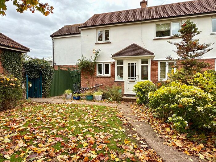 Semi Detached House For Sale In Ringers Close, Apperley, Gloucester, GL19