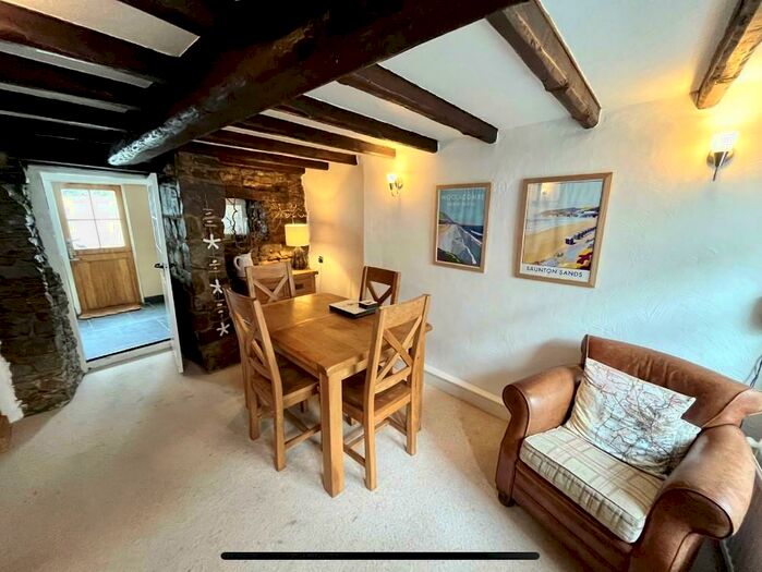 2 Bedroom Cottage For Sale In Church Street, Braunton, EX33