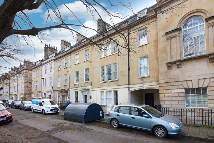 1 Bedroom Flat For Sale In Kensington Place, Bath, BA1