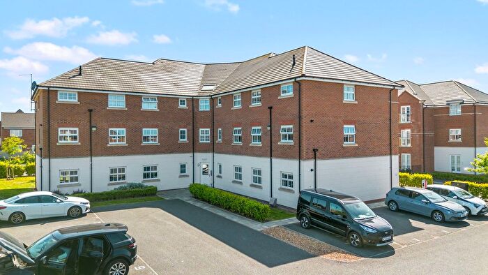 2 Bedroom Flat For Sale In Cheddington Crescent, Great Sankey, WA5