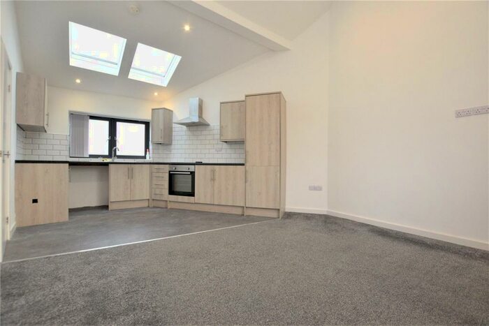 2 Bedroom Apartment To Rent In Flat, Cross Lane, Farnley, Leeds, West Yorkshire, LS12
