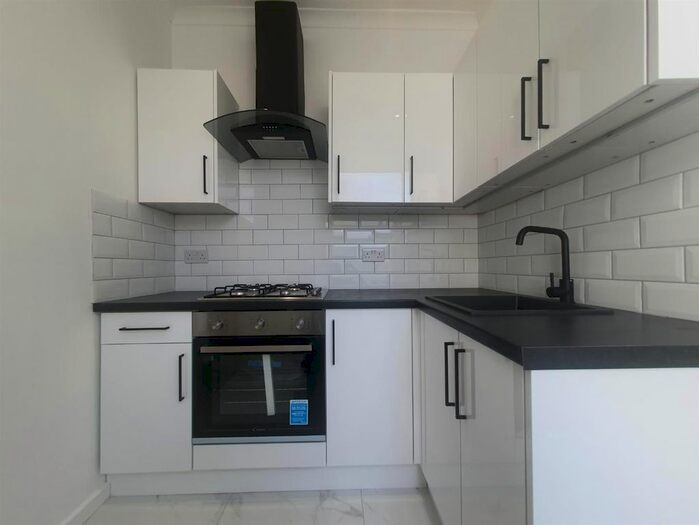 3 Bedroom Property To Rent In Raynham Avenue, London, N18